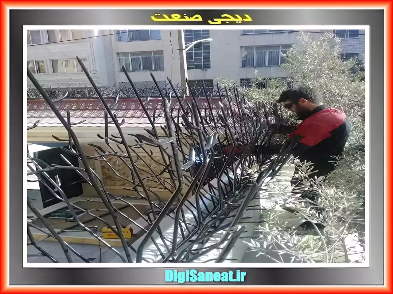 فنس دیوار