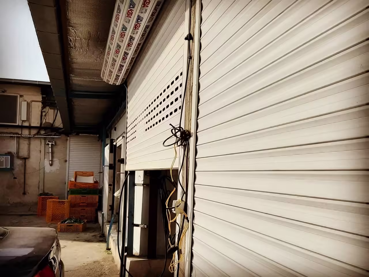 انتخاب بهترین کرکره برقی پارکینگ انتخاب بهترین کرکره برقی پارکینگ