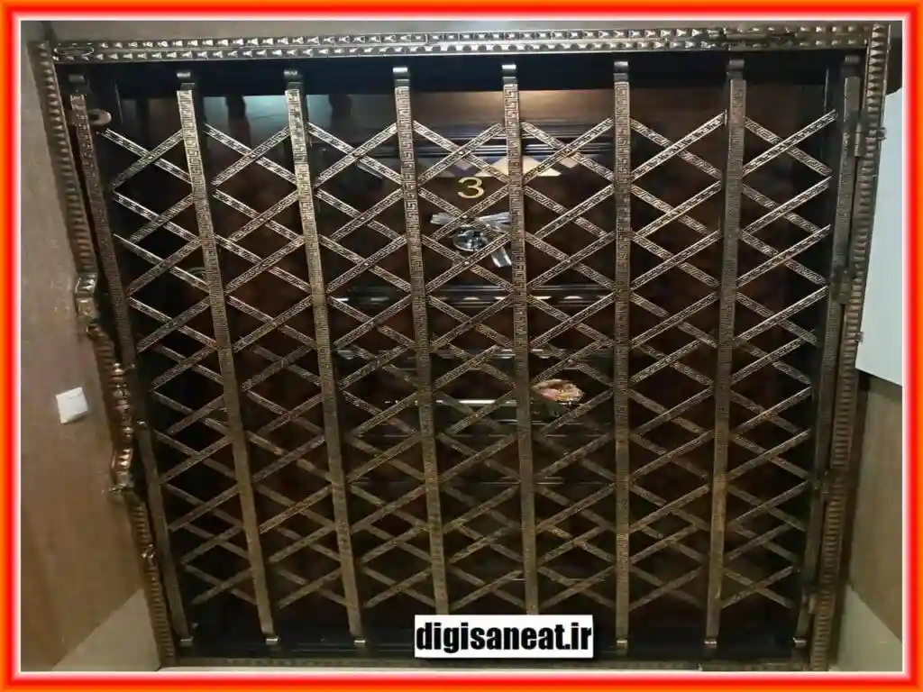 مدل‌ها و ویژگی‌های مختلف حفاظ آهنی درب آپارتمان