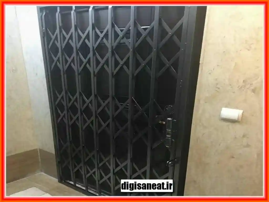 حفاظ‌های آکاردئونی و کاربرد آن‌ها در درب ورودی