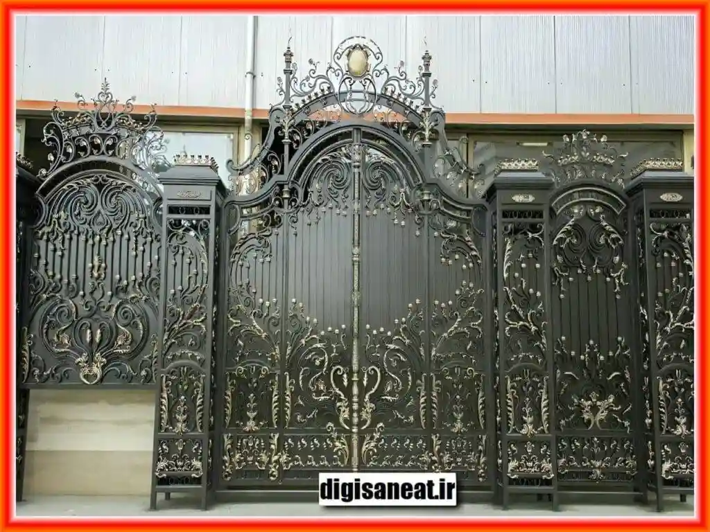 درب حیاط طرح دار فرفورژه درب حیاط طرح دار فرفورژه