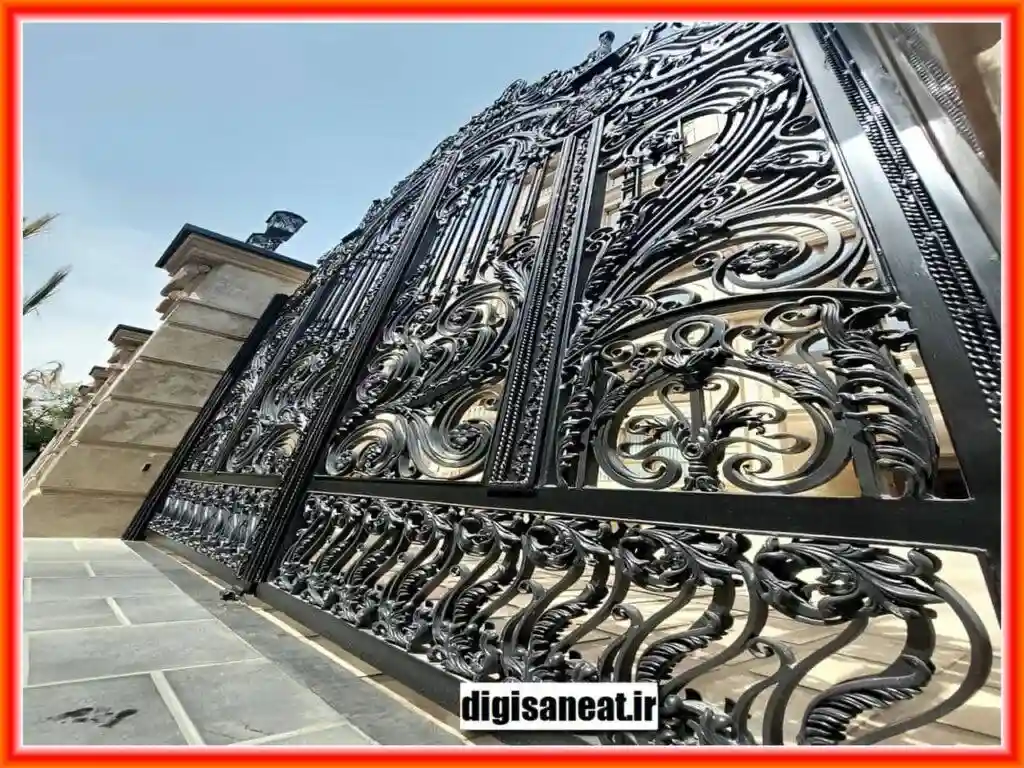 درب حیاط ویلایی فرفورژه در کرج درب حیاط ویلایی فرفورژه در کرج
