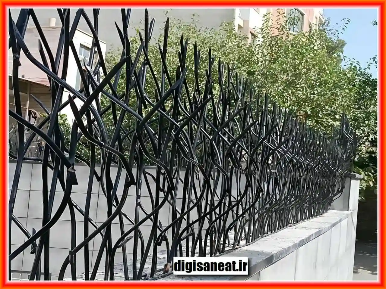 حفاظ شاخ گوزنی شهرک اکباتان