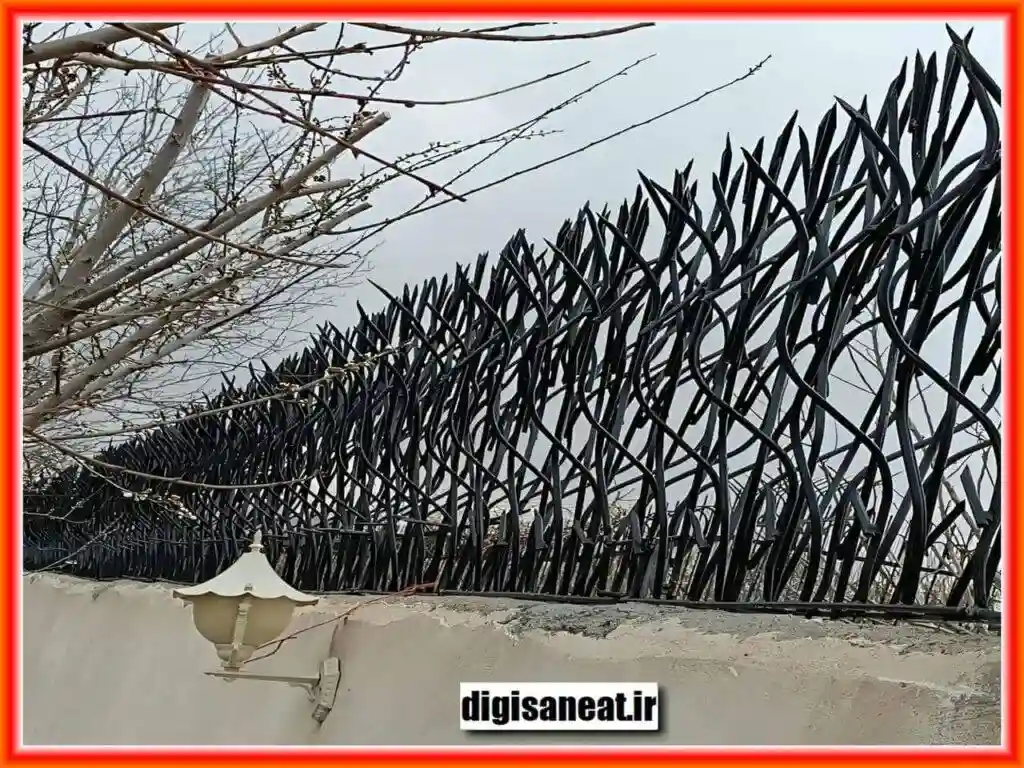 مزایای حفاظ میله ای نوک تیز روی دیوار ویلا