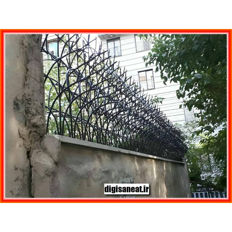 قیمت حفاظ آهنی روی دیوار منزل