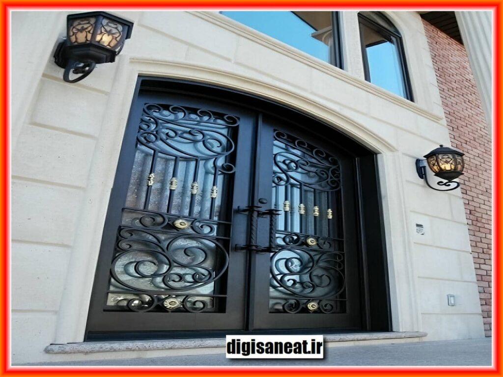 درب آهنی در خرم آباد