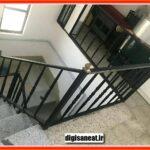 نرده فلزی راه پله با قوطی ساده