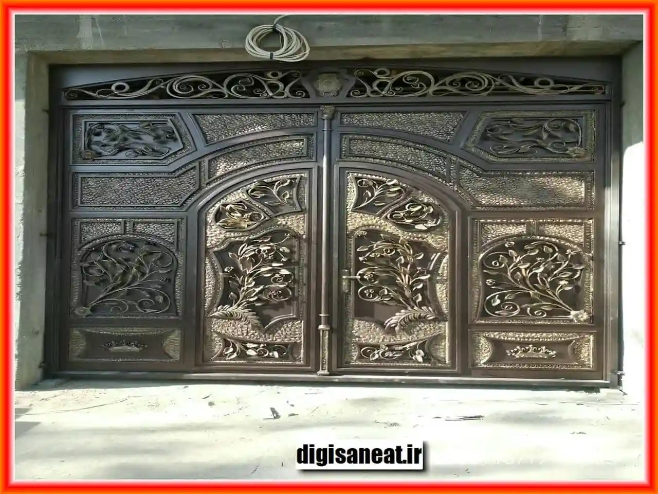 مدل&zwnj;های مختلف درب پارکینگ مدرن در تهران