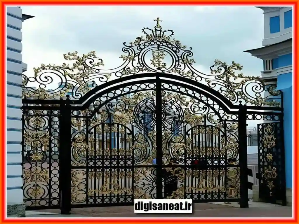 درب پارکینگی فرفورژه کلاسیک