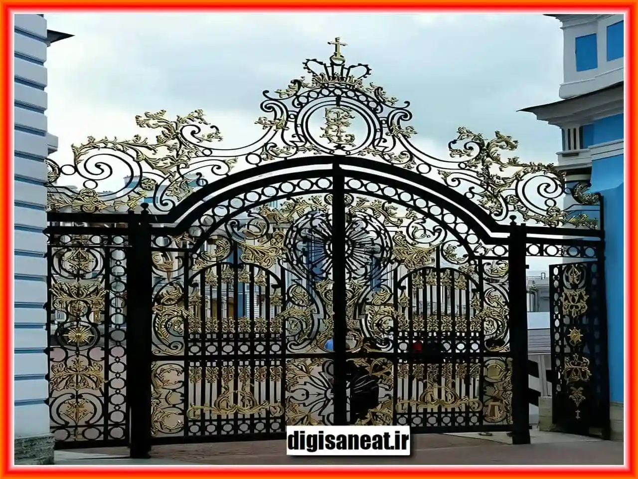 مزایای درب آهنی پارکینگ آپارتمان