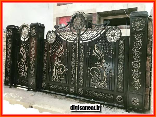 درب حیاطی فلزی دست ساز