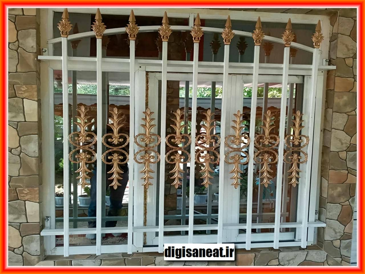 حفاظ پنجره در اردبیل