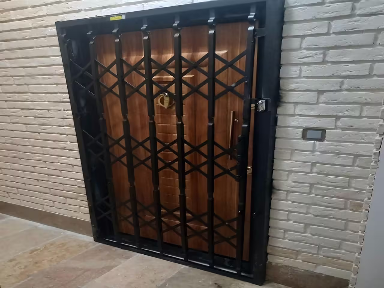 اندازه مناسب درب آکاردئونی | دیجی صنعت اندازه مناسب درب آکاردئونی