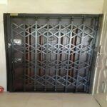 حفاظ درب ورودی خانه