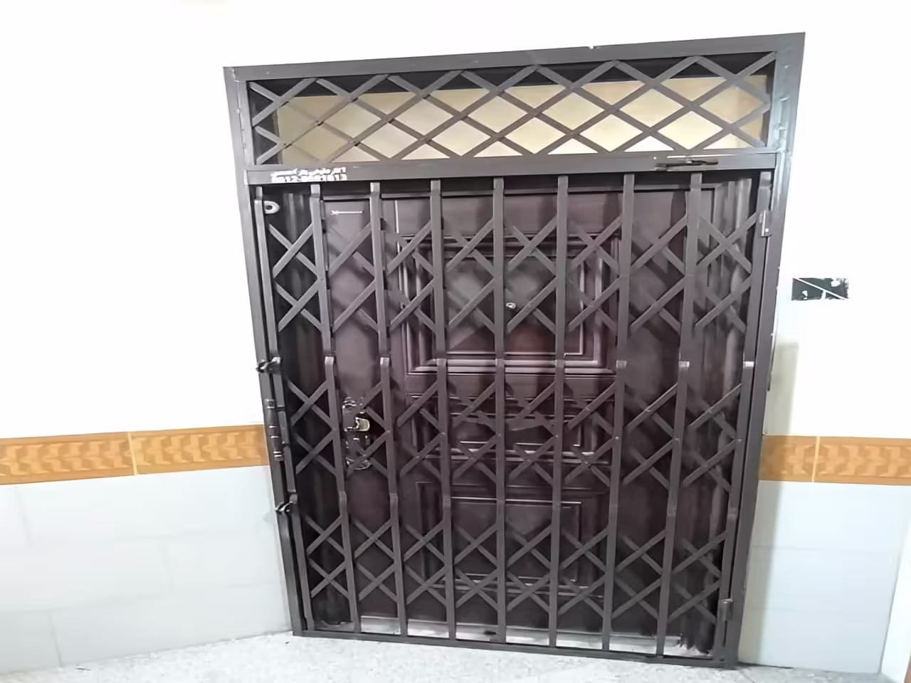 حفاظ آهنی ساختمان در محله ونک | دیجی صنعت حفاظ آهنی ساختمان در محله ونک