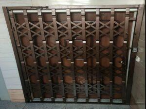 حفاظ آهنی در سعادت آباد