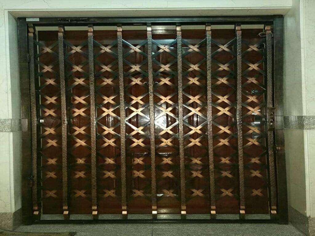 مزایای درب آکاردئونی حفاظ دفتر شرکت