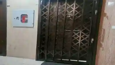 حفاظ آهنی در پرند