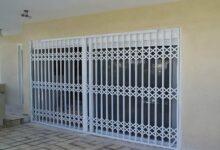 درب آکاردئونی داخل منزل