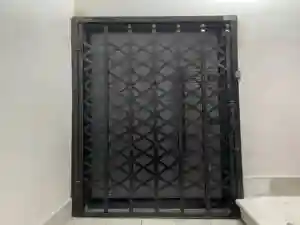 حفاظ آهنی در بندر گناوه