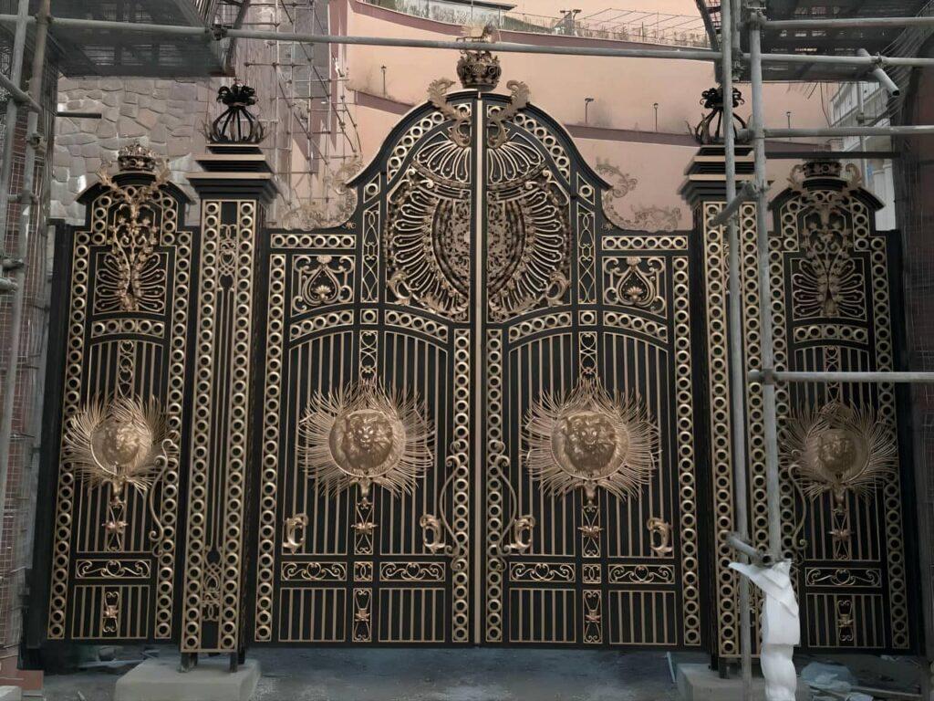 درب حیاط ویلایی در بابل