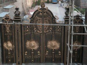 درب آهنی دو لنگه