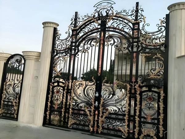 درب دست ساز فرفورژه