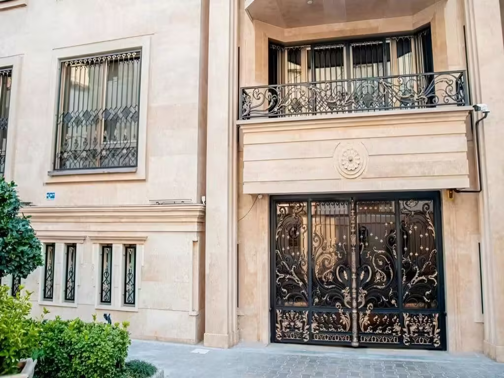 درب حیاط ویلایی در گنبدکاووس