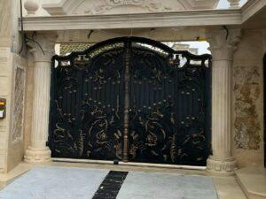 ساخت درب فلزی پارکینگ