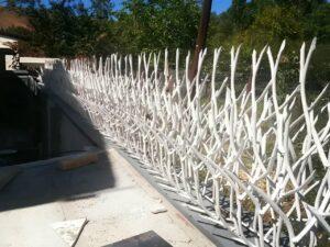 حفاظ نامنظم دیوار حیاط