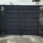 درب فلزی ساختمان چند است؟