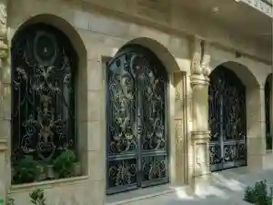 درب آهنی کلاسیک