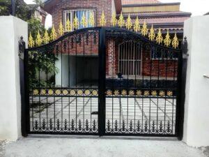 درب حیاط ویلایی در رفسنجان