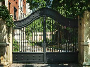 درب حیاط ویلایی در رشت