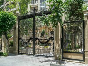 درب حیاط ویلایی در بندر گناوه