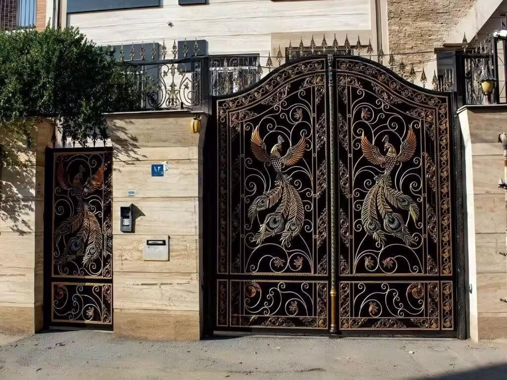 درب فرفورژه ورودی ساختمان