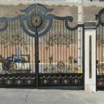 درب حیاط و پارکینگ با فرفورژه