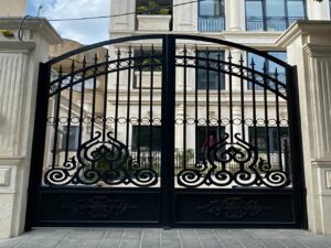 درب حیاط ویلایی در فشم