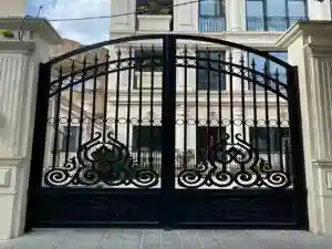 درب حیاط ویلایی در فشم