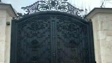 درب حیاط ویلایی در لواسان