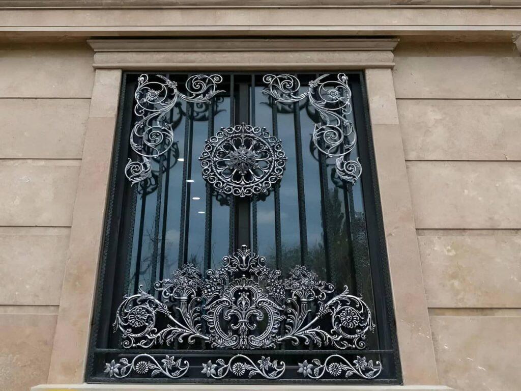 اندازه مناسب حفاظ پنجره