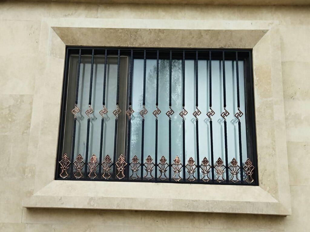 حفاظ پنجره فرفورژه بزرگ حفاظ پنجره فرفورژه بزرگ