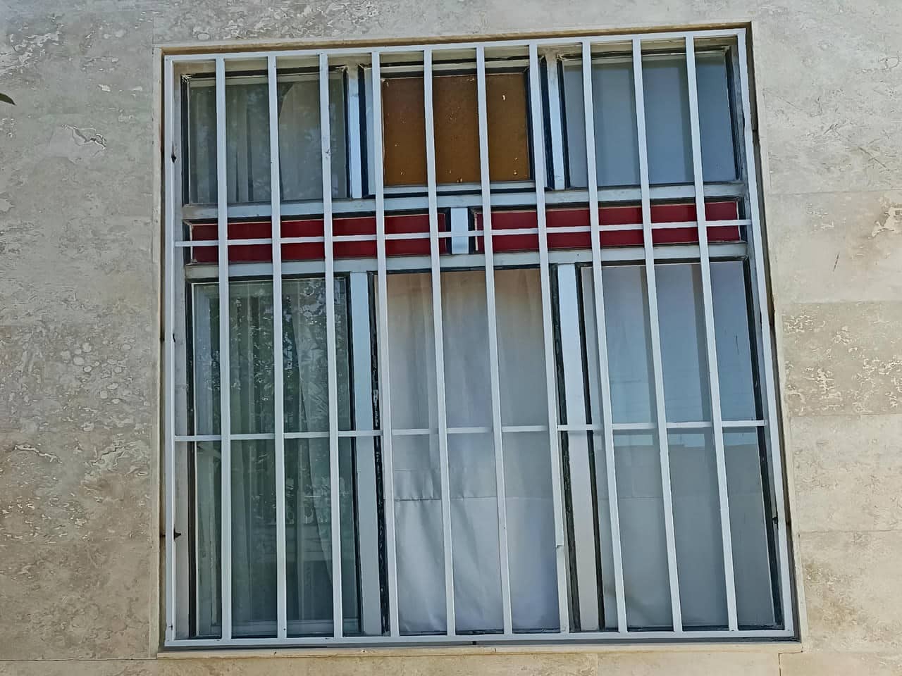 حفاظ پنجره ساده | دیجی صنعت حفاظ پنجره ساده