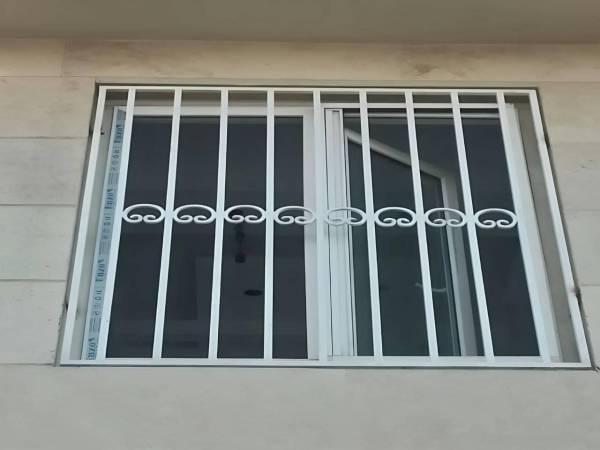 نرده فلزی فرفورژه