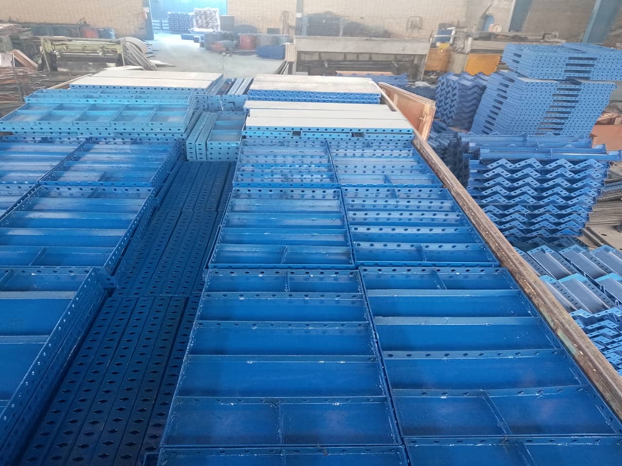 قیمت قالب بتن و عوامل مؤثر بر آن