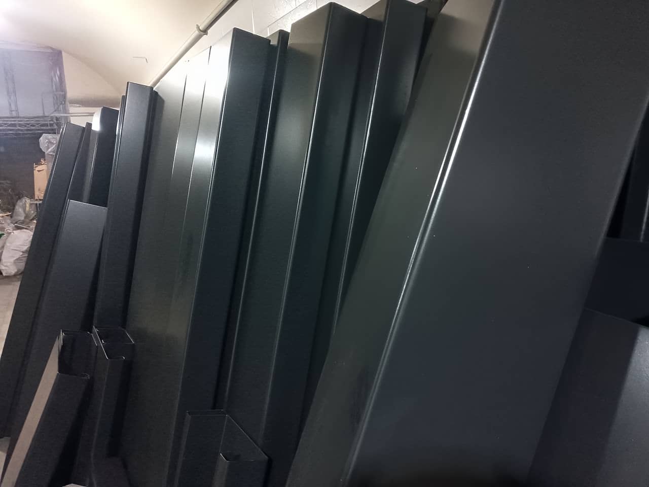 قیمت فلاشینگ دیوار و عوامل مؤثر بر آن