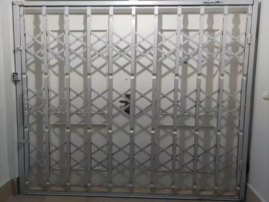 فروشگاه طرح های شیک درب آکاردئونی