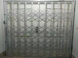 فروشگاه طرح های شیک درب آکاردئونی