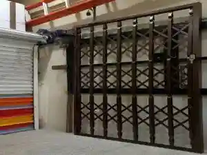 حفاظ آهنی در غرب تهران