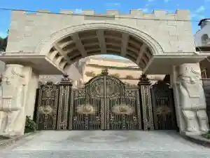 درب دست ساز پرکار